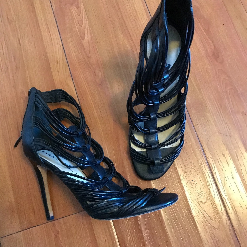 Via Spiga black high heels 7
